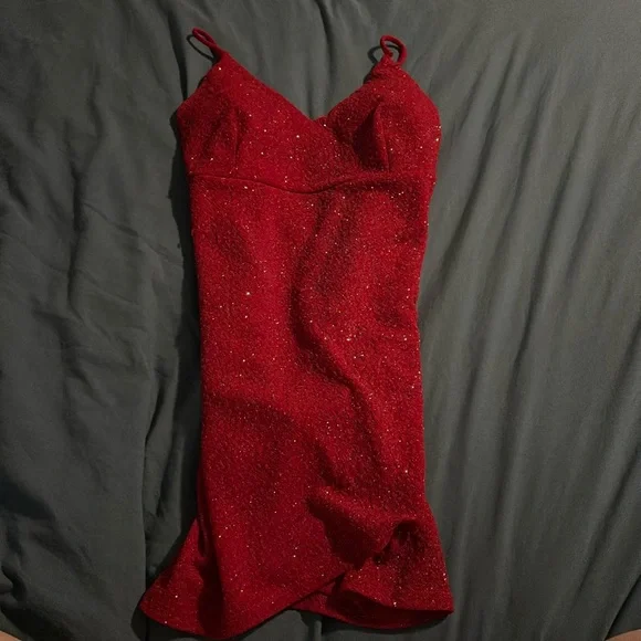 Windsor | Dresses | Windsor Red Sparkly Dress | Poshmark Windsor | Dresses | Windsor Red Sparkly Dress | Poshmark